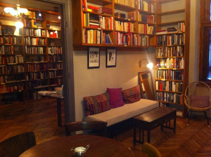 massolit-librairie-cracovie