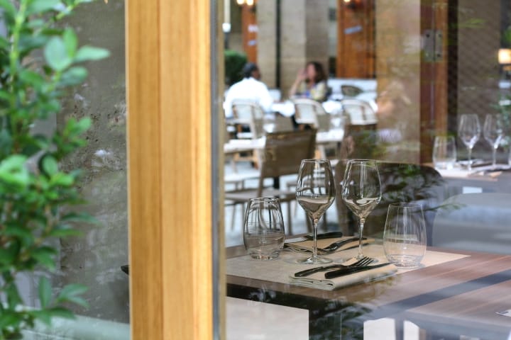 restaurant-etoile-table-paris-fables-fontaine